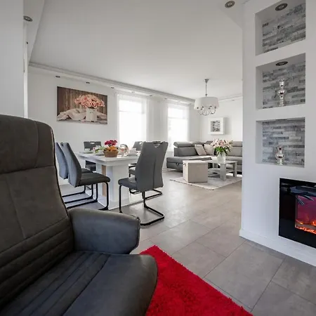 Vakantiehuis Weisses Haus, Vollausstattung Aurich