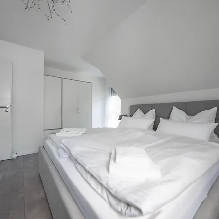 Weisses Haus, Vollausstattung *